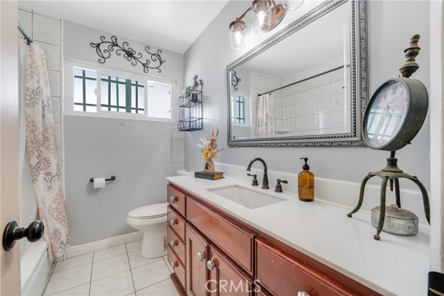 Detail Gallery Image 13 of 23 For 15809 Silvergrove Dr, Whittier,  CA 90604 - 3 Beds | 2 Baths
