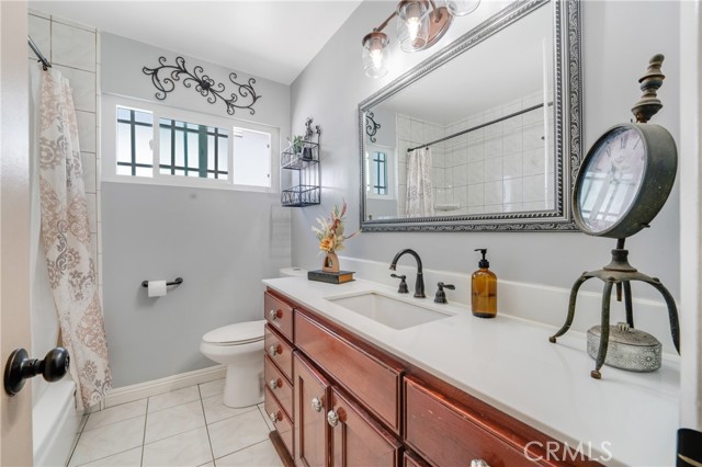 Detail Gallery Image 13 of 23 For 15809 Silvergrove Dr, Whittier,  CA 90604 - 3 Beds | 2 Baths