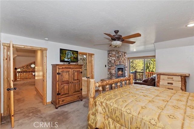 Detail Gallery Image 15 of 44 For 42311 Eagle Ridge Dr, Big Bear Lake,  CA 92315 - 4 Beds | 2 Baths