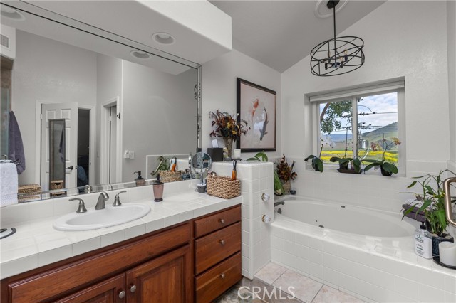 Detail Gallery Image 15 of 38 For 744 Clearview Ln, San Luis Obispo,  CA 93405 - 3 Beds | 3 Baths