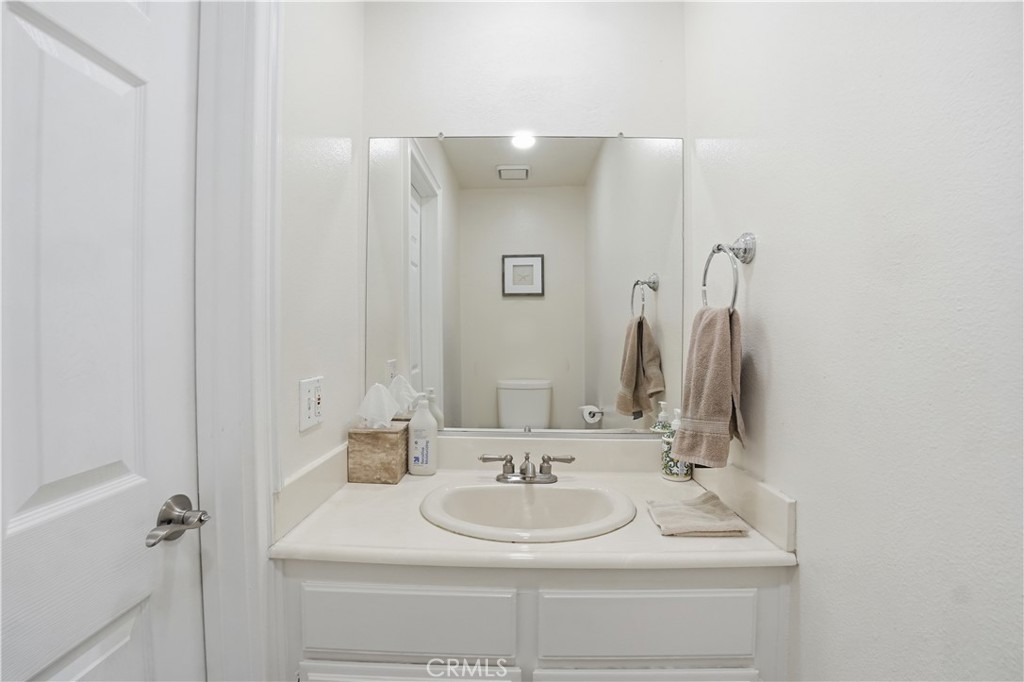 https://media.crmls.org/medias/699e5160-1ed9-4744-9c86-2406d8f30d46.jpg?preset=X-Large