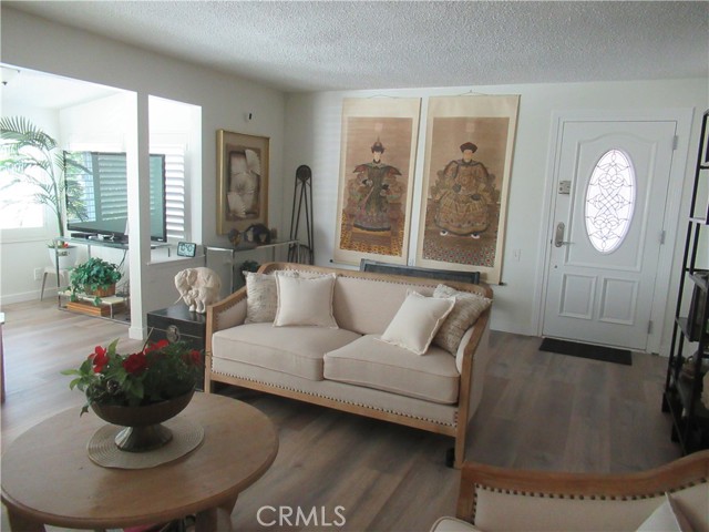 Detail Gallery Image 8 of 27 For 1860 St. John Rd #15-32m, Seal Beach,  CA 90740 - 2 Beds | 2 Baths