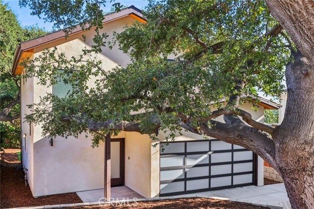 6950 Beckett Street, Tujunga CA: https://media.crmls.org/medias/699fec65-f981-4f52-96fb-b913fa6e4c2e.jpg