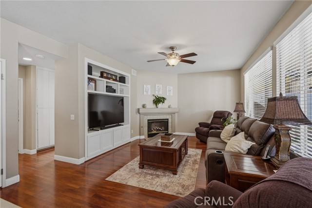 Detail Gallery Image 15 of 75 For 27407 Santa Fe Ct, Corona,  CA 92883 - 4 Beds | 3 Baths