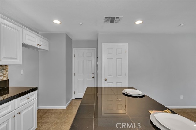 Detail Gallery Image 16 of 41 For 576 Pear St, Madera,  CA 93638 - 4 Beds | 2/1 Baths