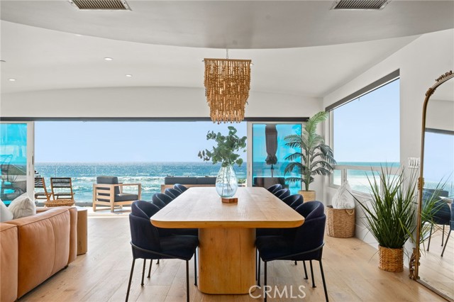 Detail Gallery Image 6 of 67 For 516 S S the Strand, Oceanside,  CA 92054 - 8 Beds | 9 Baths