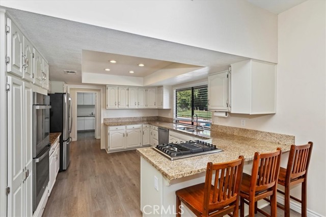 1618 Southport Drive, Riverside CA: https://media.crmls.org/medias/69a14334-bd0b-4a68-b44b-e374cba66489.jpg