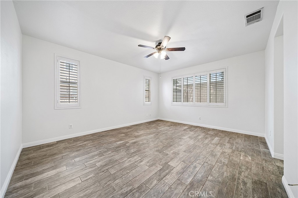 MLS #WS25161934 img 17