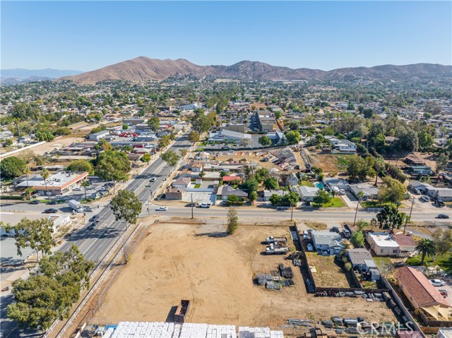 Detail Gallery Image 7 of 19 For 1100 6th St, Norco,  CA 92860 - – Beds | – Baths