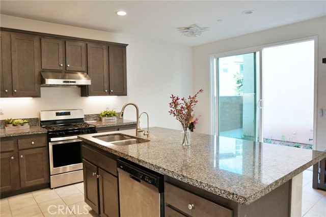Detail Gallery Image 5 of 57 For 10519 Wilding Dr, Rancho Cucamonga,  CA 91730 - 3 Beds | 3/1 Baths