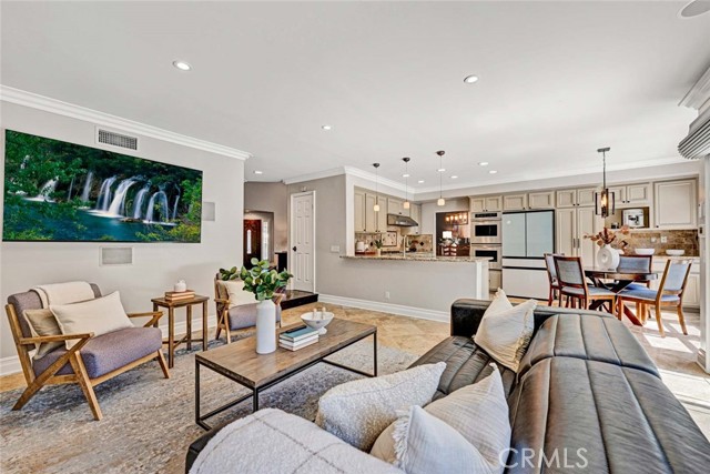 Detail Gallery Image 11 of 31 For 8020 E Santa Cruz Ave, Orange,  CA 92869 - 4 Beds | 3 Baths