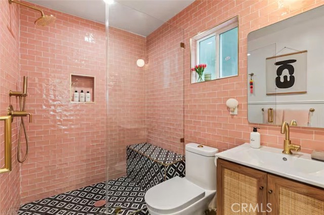 Detail Gallery Image 28 of 43 For 3364 Bennett, Los Angeles,  CA 90068 - 3 Beds | 3 Baths