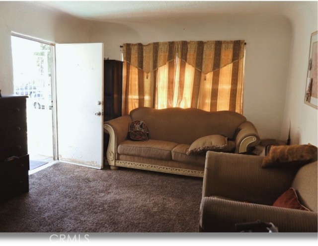 Detail Gallery Image 3 of 9 For 260 E 10th St, San Bernardino,  CA 92410 - 2 Beds | 1 Baths