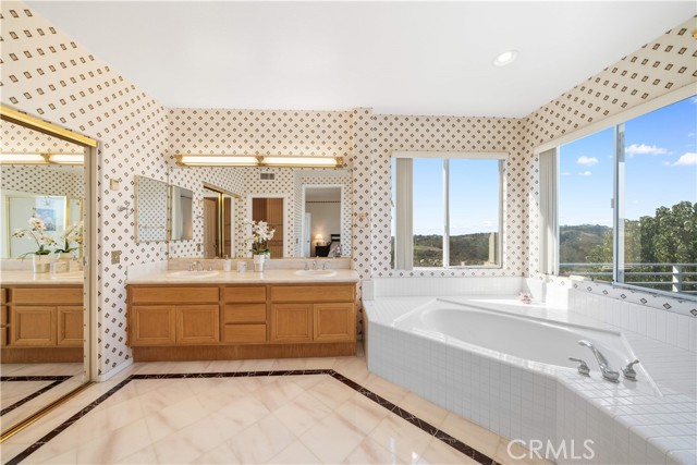 Detail Gallery Image 40 of 68 For 18383 Vantage Pointe, Rowland Heights,  CA 91748 - 6 Beds | 4 Baths