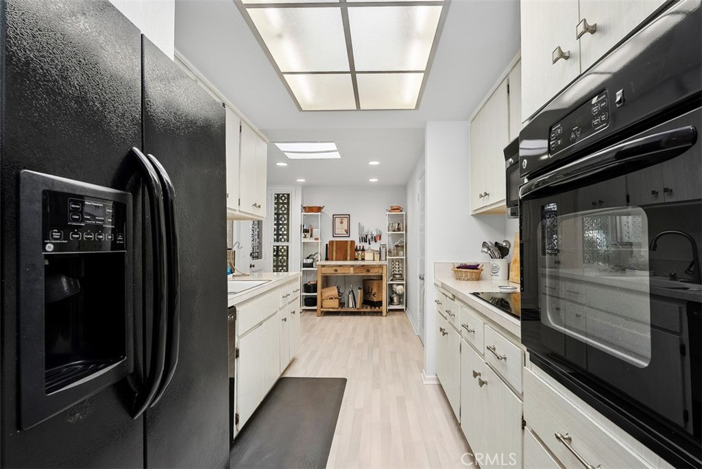 MLS #OC25254445 image #12