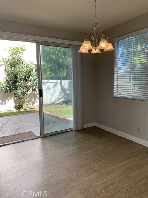 Detail Gallery Image 8 of 17 For 22 Laconia, Irvine,  CA 92614 - 3 Beds | 2/1 Baths