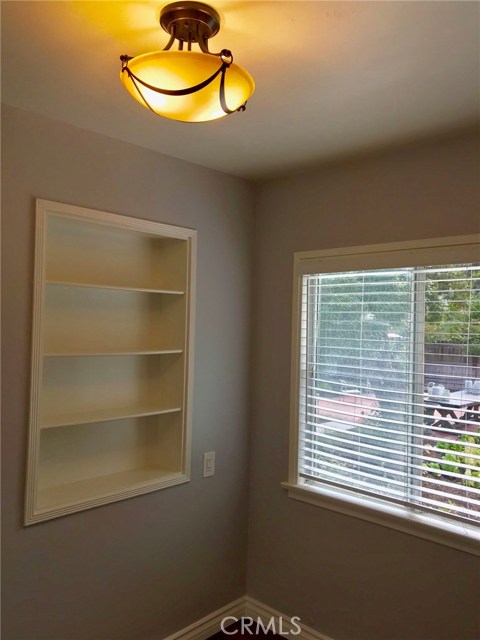 Detail Gallery Image 9 of 17 For 166 High Dr, Laguna Beach,  CA 92651 - 1 Beds | 1 Baths