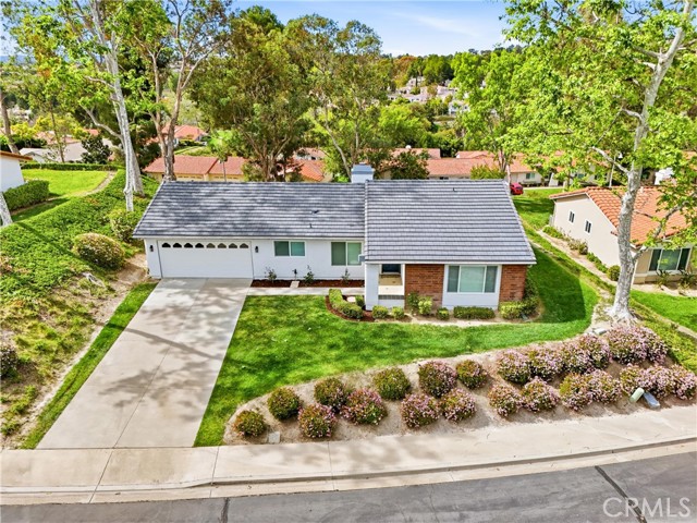 Detail Gallery Image 3 of 51 For 23561 via Ventura, Mission Viejo,  CA 92692 - 2 Beds | 2 Baths