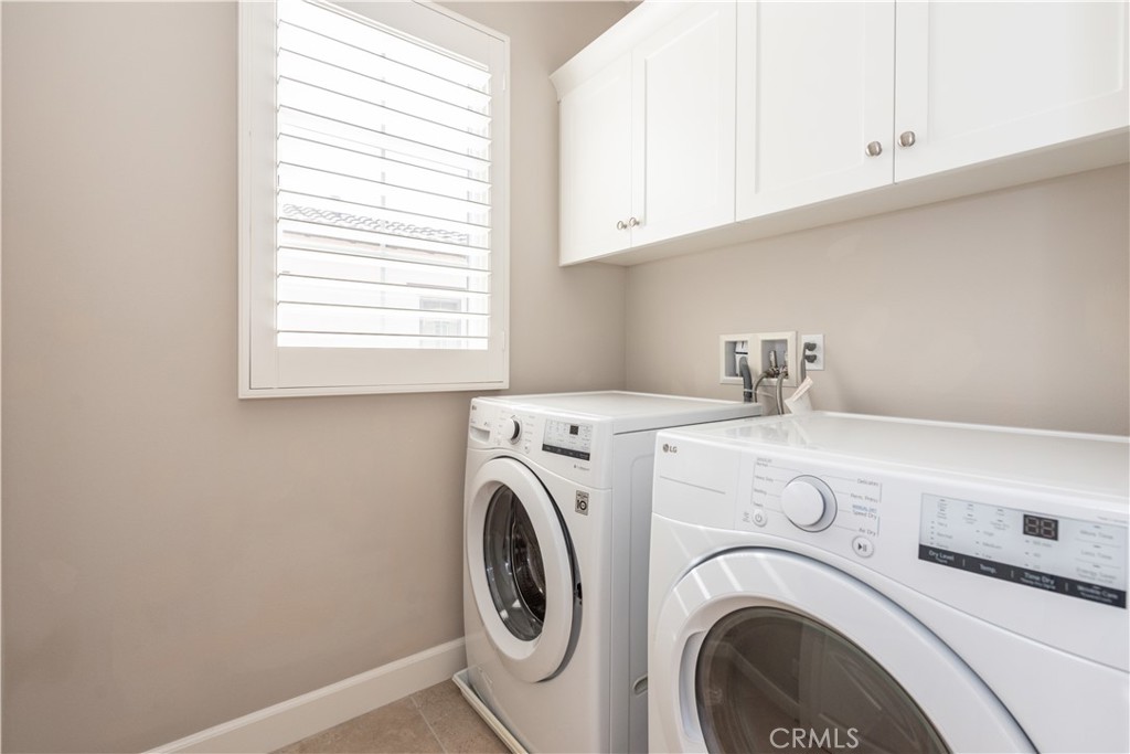 MLS #OC25272411 image #23