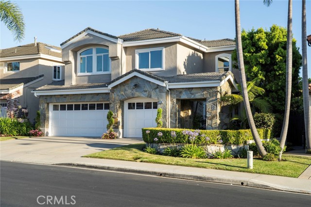 14 Glastonbury Place, Laguna Niguel CA: https://media.crmls.org/medias/69a7ba1c-e508-48df-8890-1b47752f0f7e.jpg