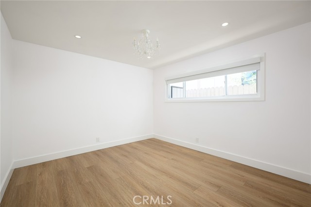 270 Cecil Place, Costa Mesa CA: https://media.crmls.org/medias/69a7bf7a-27ca-4c40-85fd-3e59070fd60d.jpg