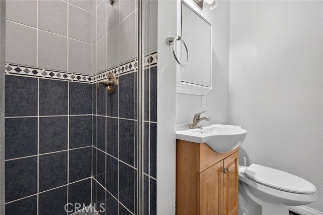 13569 Montague Street photo 14