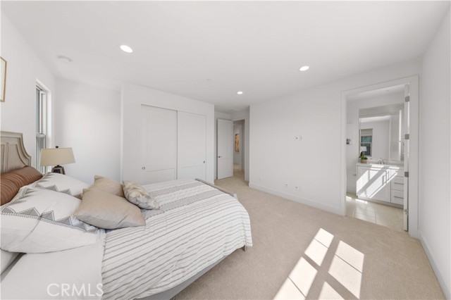 Detail Gallery Image 40 of 75 For 168 Somera, Irvine,  CA 92602 - 5 Beds | 4 Baths