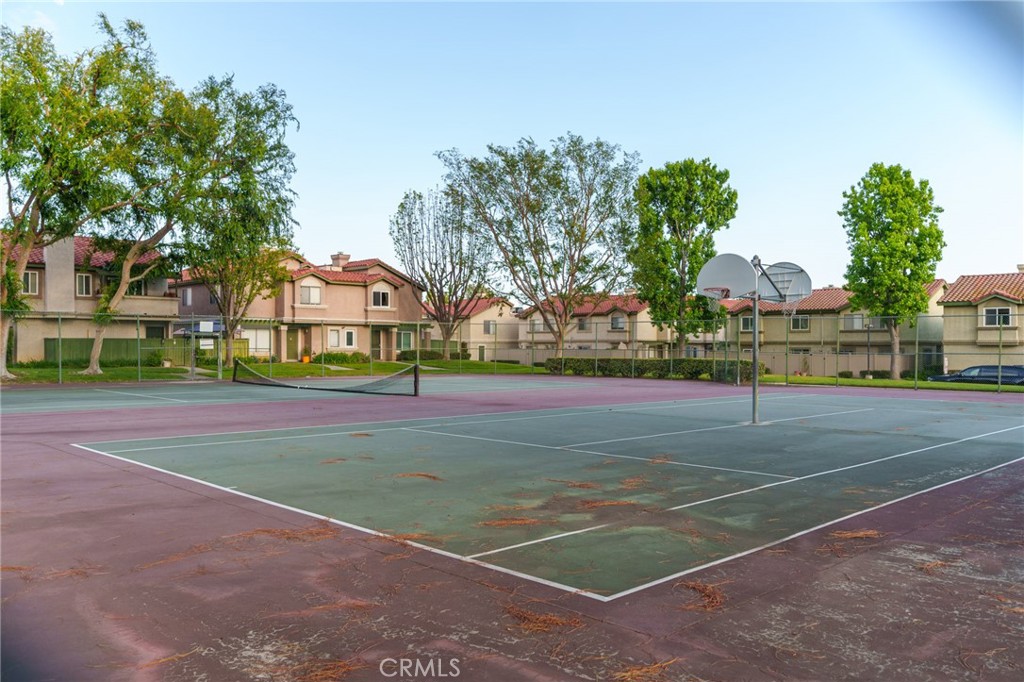 https://media.crmls.org/medias/69a89d38-5904-4cb5-bc1f-b8602b31e6c6.jpg?preset=X-Large