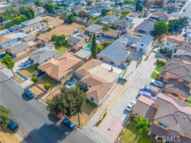 9324 Mandale Street, Bellflower, California 90706, ,Multi-Family,For Sale,Mandale,PW24241668