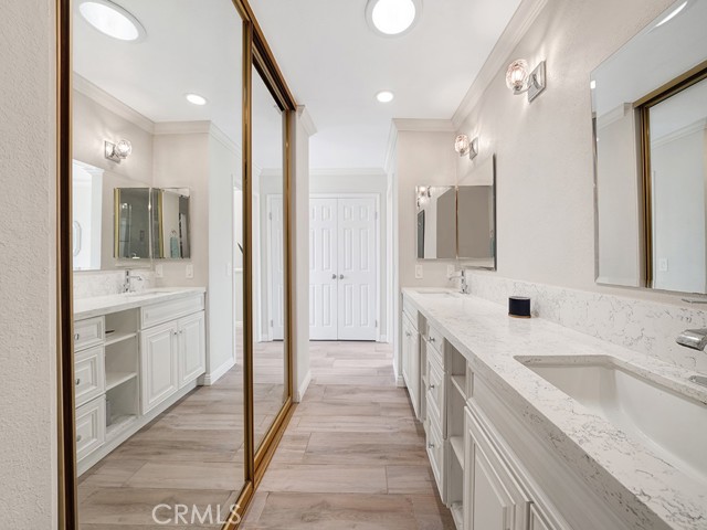 3512 Bravata Drive, Huntington Beach CA: https://media.crmls.org/medias/69a94817-5554-443d-bed1-203273f86078.jpg