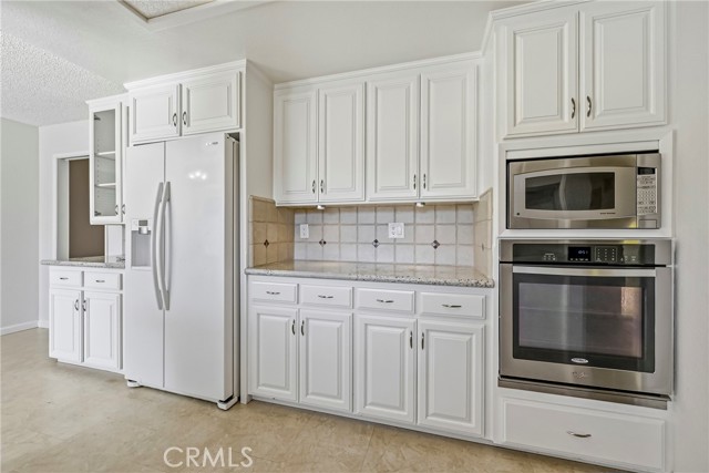 Detail Gallery Image 15 of 63 For 2411 Bluegrass Ln, Merced,  CA 95340 - 4 Beds | 3 Baths