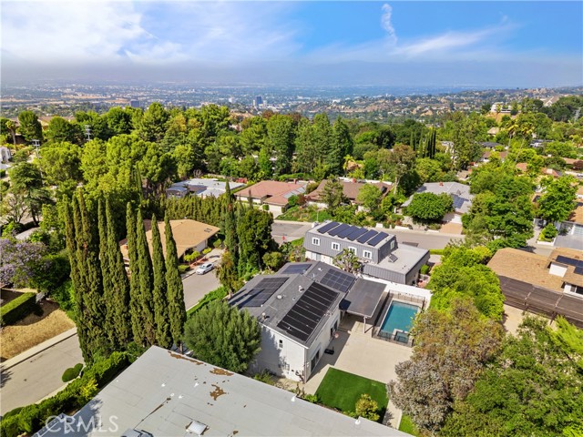 16544 Park Lane Drive, Los Angeles CA: https://media.crmls.org/medias/69aa02d3-542b-4409-b3fa-a1cee9788250.jpg