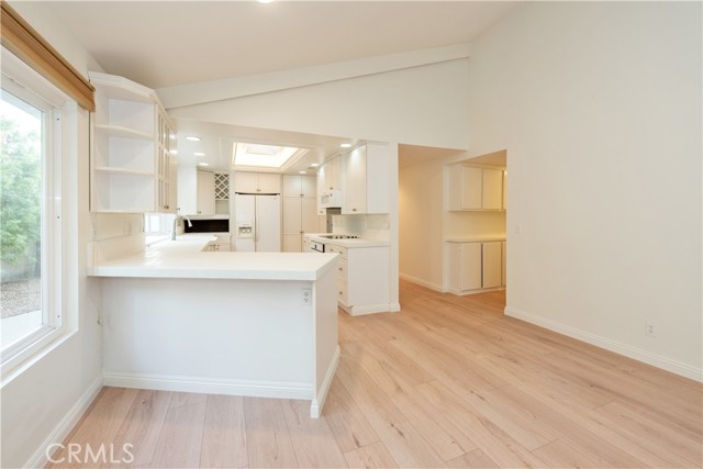 Detail Gallery Image 11 of 34 For 33 Sandpiper, Irvine,  CA 92604 - 4 Beds | 2 Baths