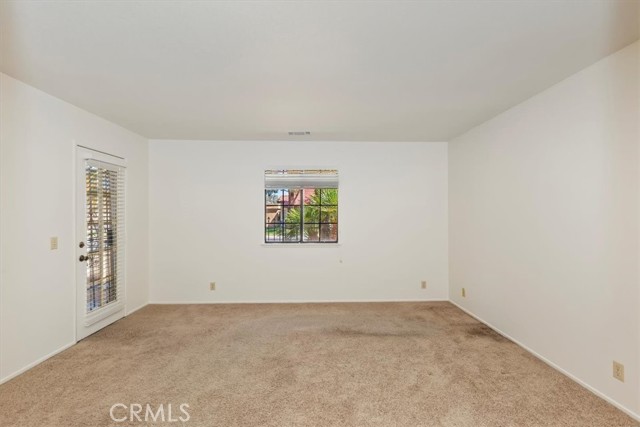 Detail Gallery Image 14 of 22 For 19126 Frances St, Apple Valley,  CA 92308 - 2 Beds | 2 Baths