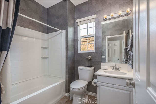 Detail Gallery Image 35 of 74 For 35802 Cherry Bark Way, Murrieta,  CA 92562 - 5 Beds | 4 Baths