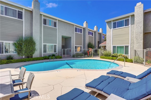 Detail Gallery Image 58 of 73 For 609 Meyer Ln #11,  Redondo Beach,  CA 90278 - 2 Beds | 1/1 Baths
