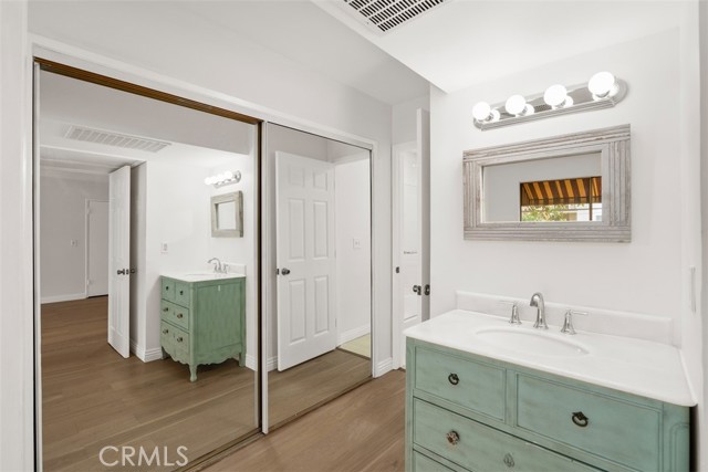 Detail Gallery Image 12 of 15 For 11507 Moorpark St #206,  Studio City,  CA 91602 - 1 Beds | 1 Baths