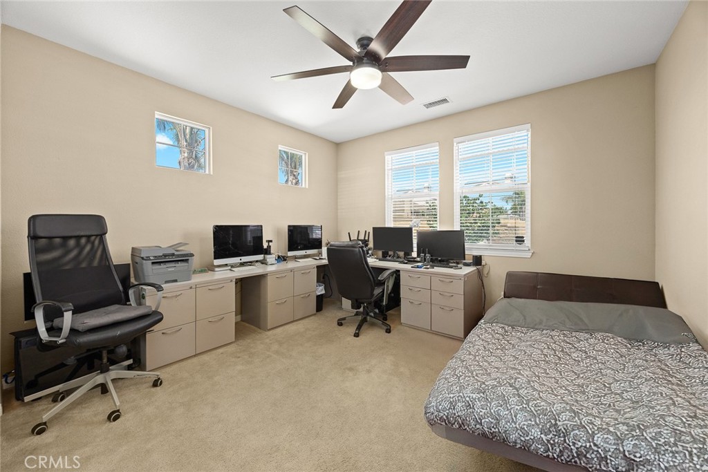 MLS #WS25168725 img 13