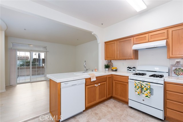 Detail Gallery Image 9 of 32 For 610 Sunrise Dr 6e,  Santa Maria,  CA 93455 - 3 Beds | 2 Baths