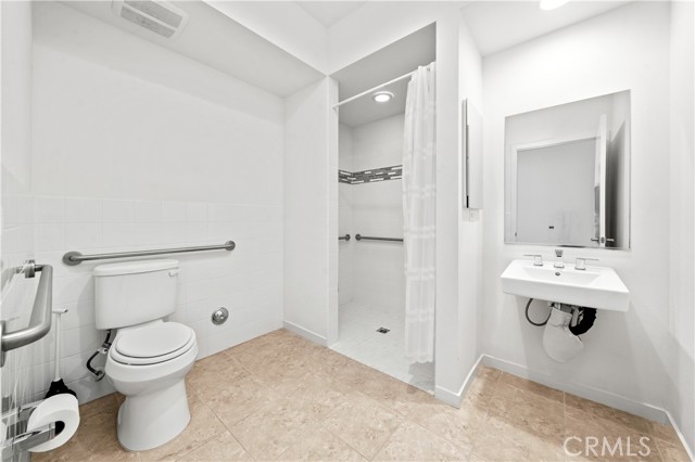 Detail Gallery Image 8 of 39 For 1533 Sullivan Ave, Costa Mesa,  CA 92627 - 2 Beds | 3/1 Baths