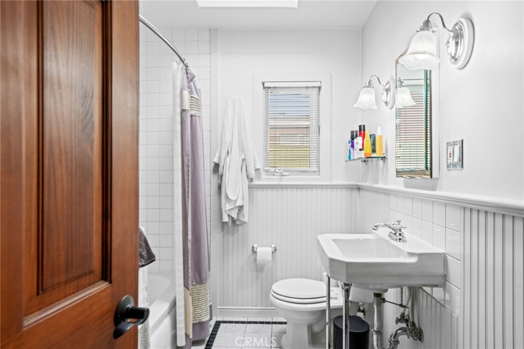 MLS #FR25240886 image #22