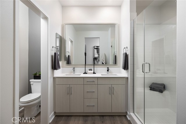 Detail Gallery Image 5 of 6 For 143 S Tulip Ave, Compton,  CA 90220 - 3 Beds | 3 Baths