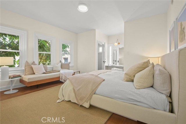 MLS #WS25265117 image #8