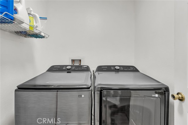 277 Avenida San Miguel, Perris CA: https://media.crmls.org/medias/69b13ac4-83f3-452a-80ea-8b4bbe9a4501.jpg