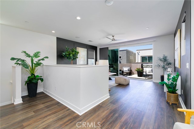 656 Daniel Freeman Circle, Inglewood CA: https://media.crmls.org/medias/69b177f9-46a1-42ea-83e9-45c580db8265.jpg