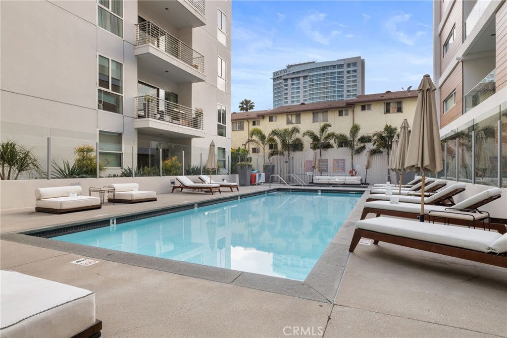 69b1d3e2 3ea3 4305 A2b8 E0e437ddc170