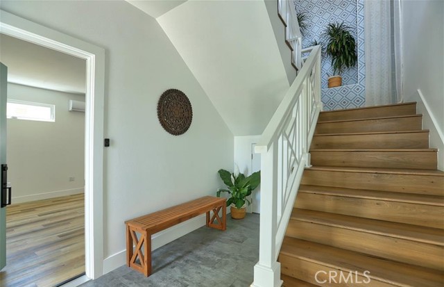 Detail Gallery Image 7 of 23 For 4539 1/2 St Elmo Dr, Los Angeles,  CA 90019 - 4 Beds | 3 Baths