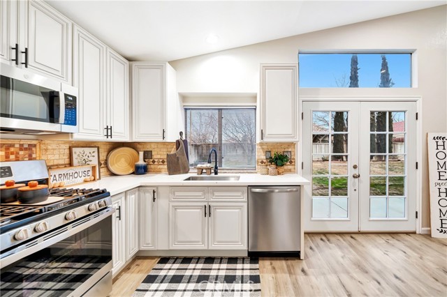 Detail Gallery Image 20 of 56 For 36634 Sulphur Springs, Palmdale,  CA 93552 - 5 Beds | 2 Baths