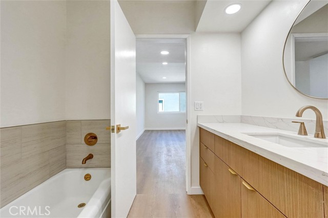 4915 Tyrone, 325 photo 43