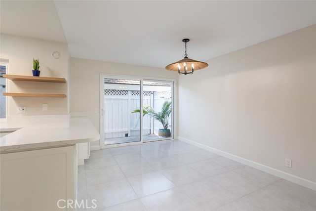 Detail Gallery Image 4 of 25 For 3 Starfish Ct #39,  Newport Beach,  CA 92663 - 3 Beds | 2/1 Baths